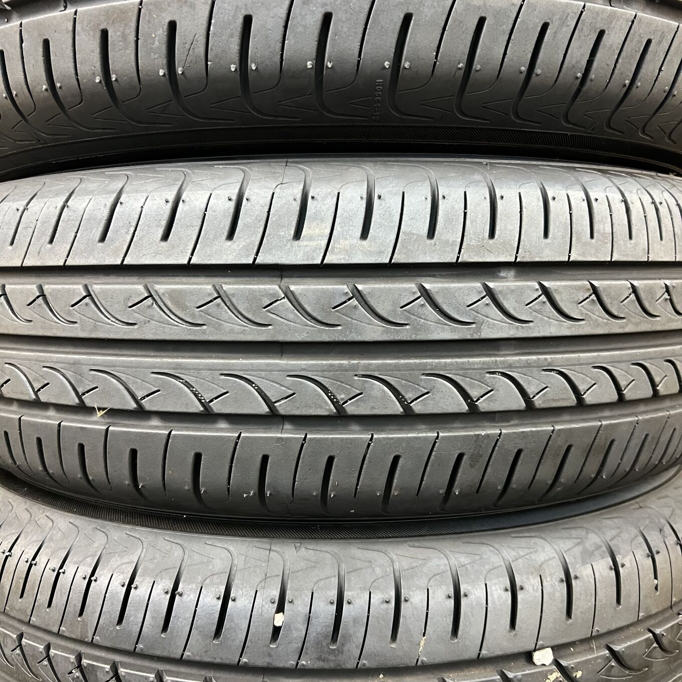 Yokohama BLUEARTH 185/70 R14, фото 2