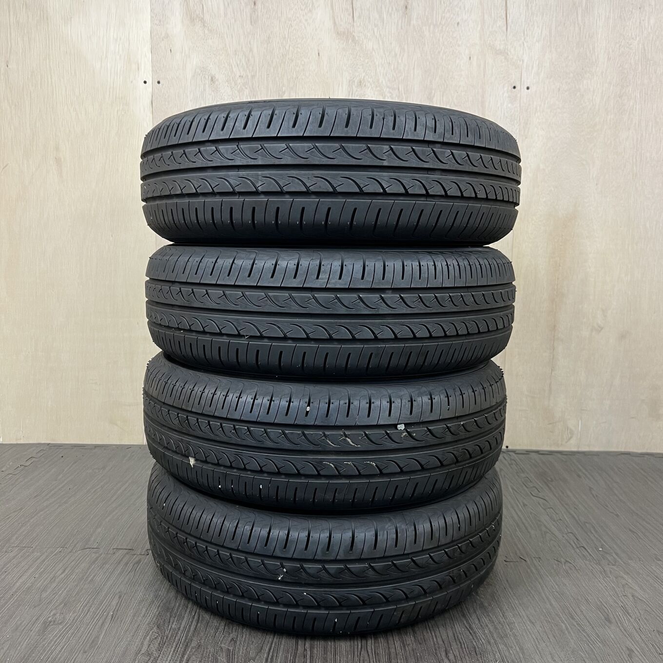 Yokohama BLUEARTH 185/70 R14, фото 5