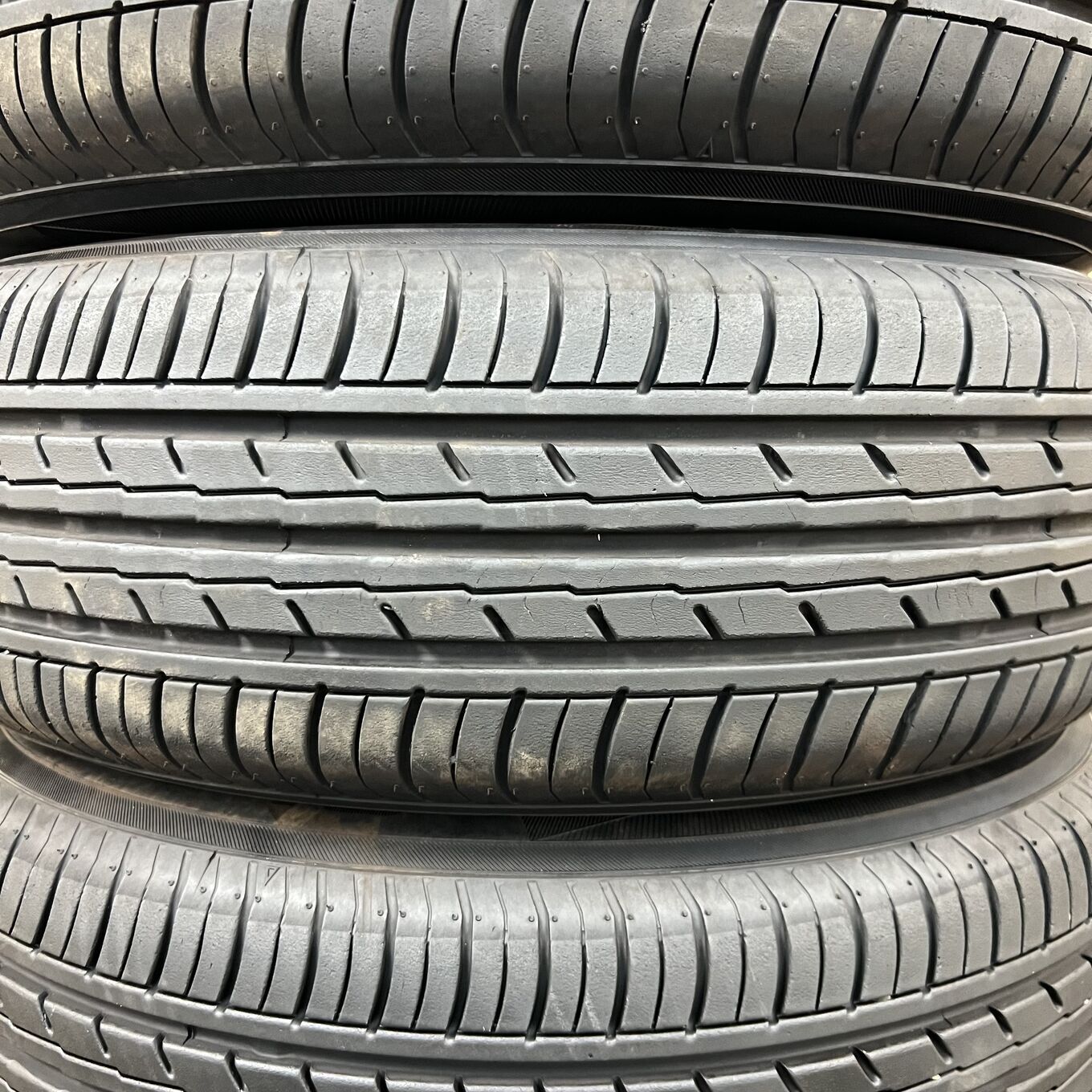 Yokohama BLUEARTH ES32 175/65 R14, фото 2