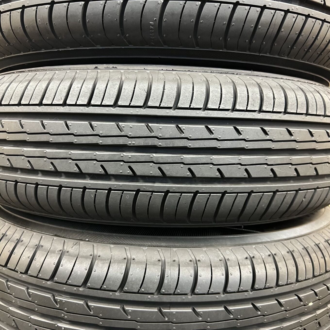 Yokohama BLUEARTH ES32 145/80 R12, фото 2