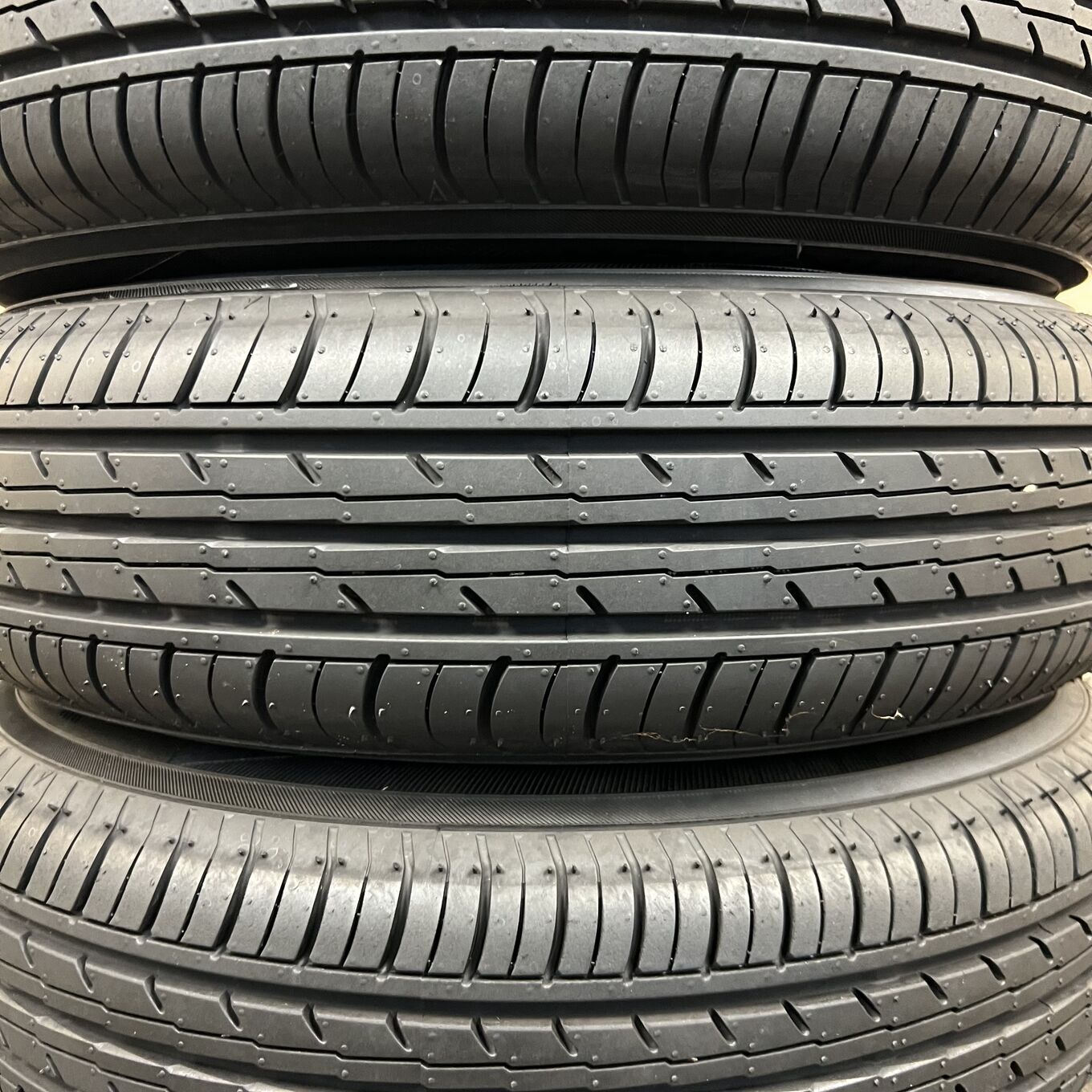Yokohama BLUEARTH ES32 145/80 R12, фото 3