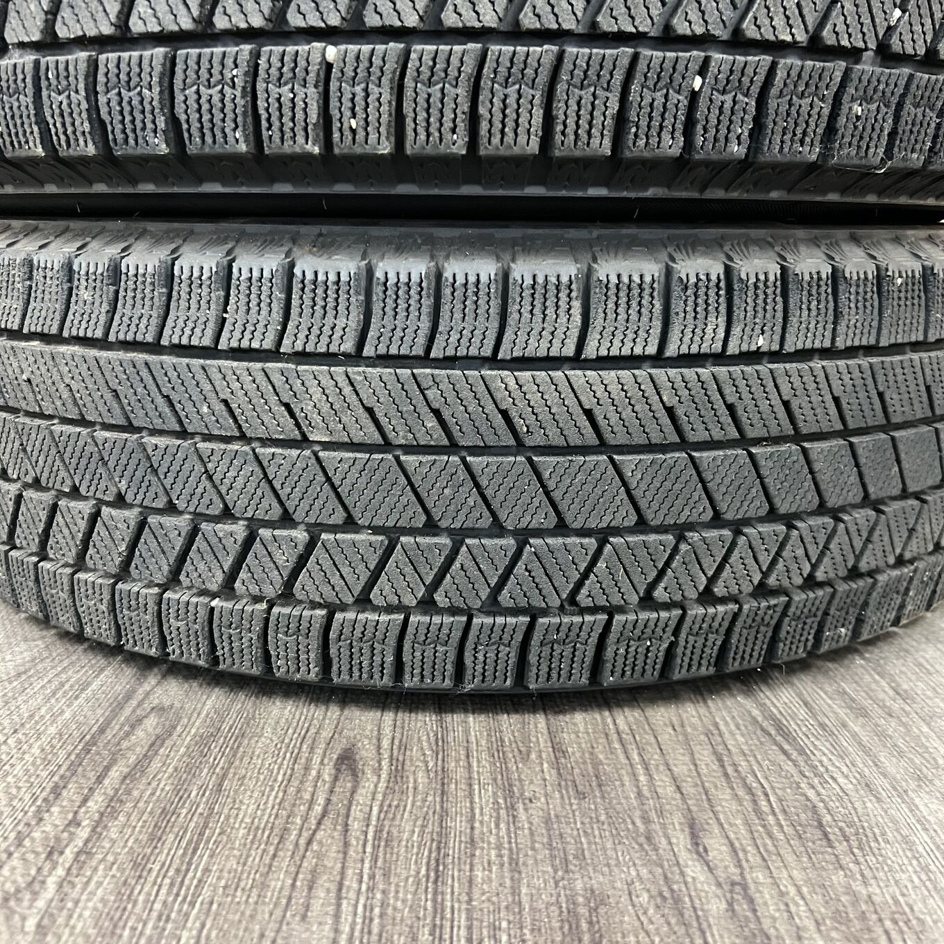 Bridgestone BLIZZAK VRX3 185/65 R15, фото 4