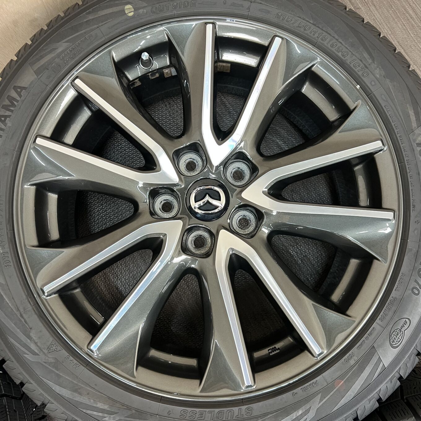 Yokohama ICE GUARD IG70 215/50 R18, фото 5
