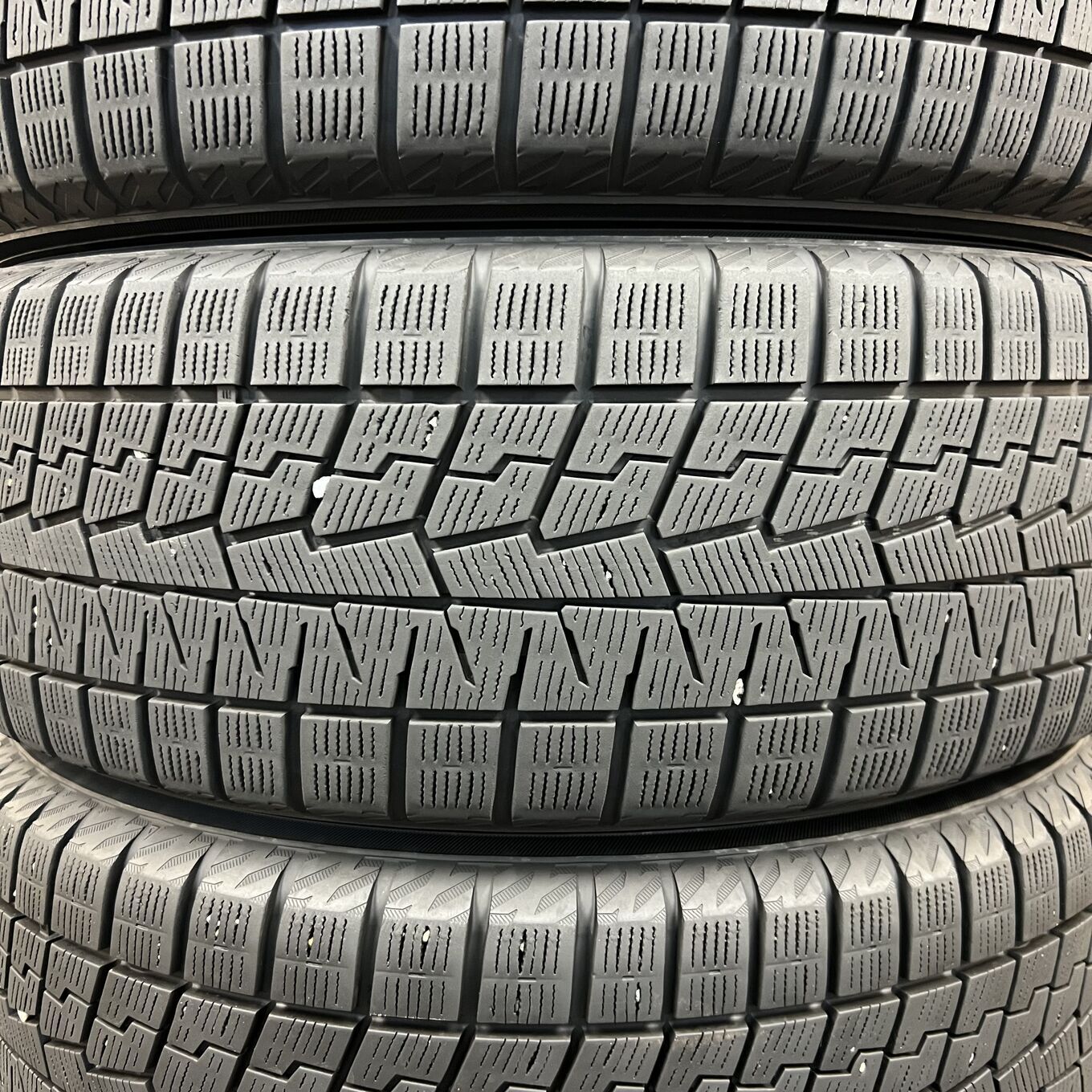 Yokohama ICE GUARD IG70 215/50 R18, фото 3