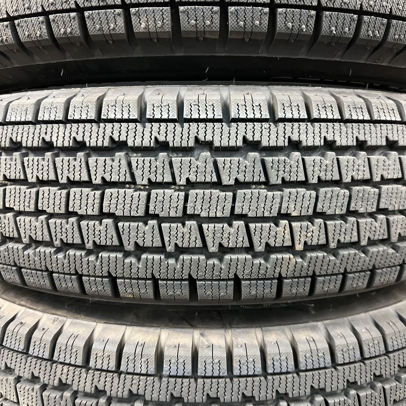 Bridgestone W300 145/80 R12, фото 2