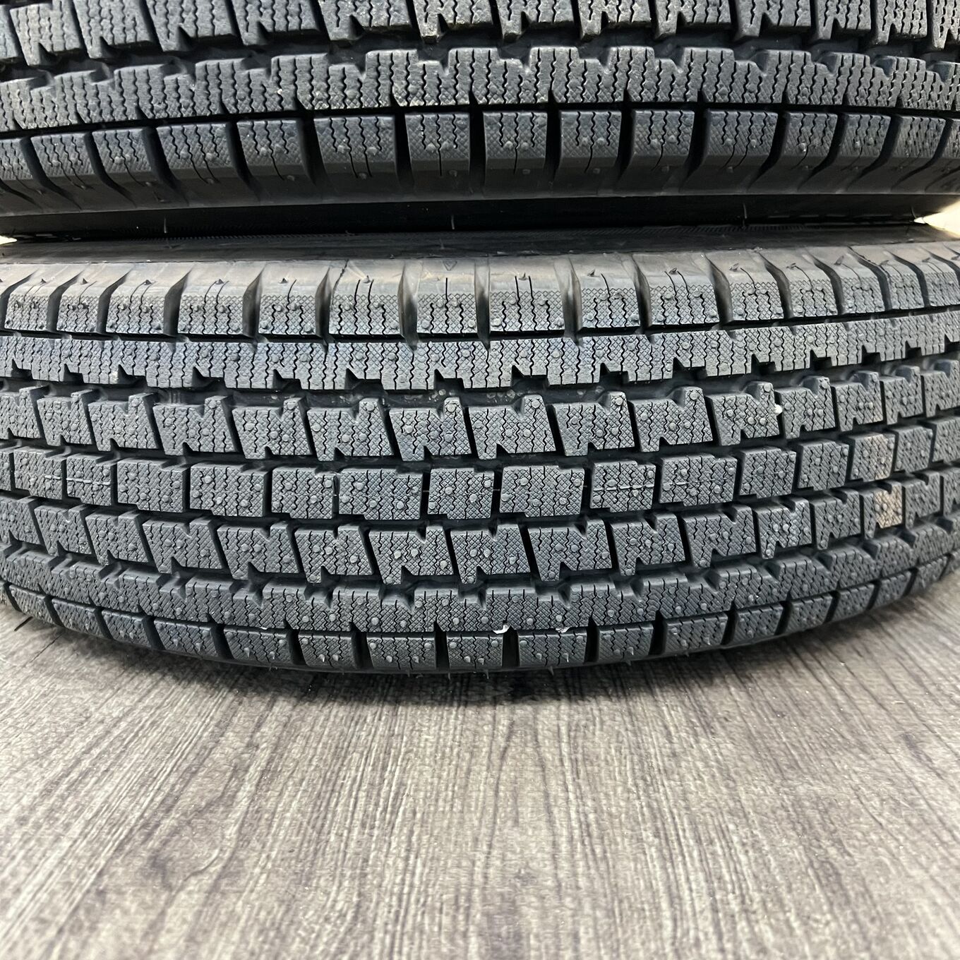 Bridgestone W300 145/80 R12, фото 4