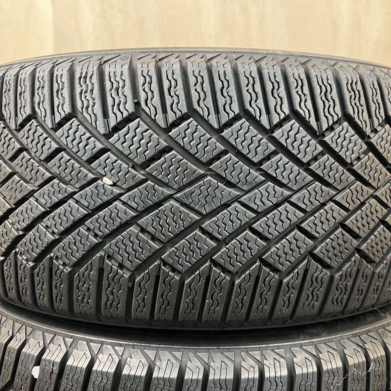 225/50 R18 Continental VIKINGCONTACT 7 — 13 600 ¥/комплект