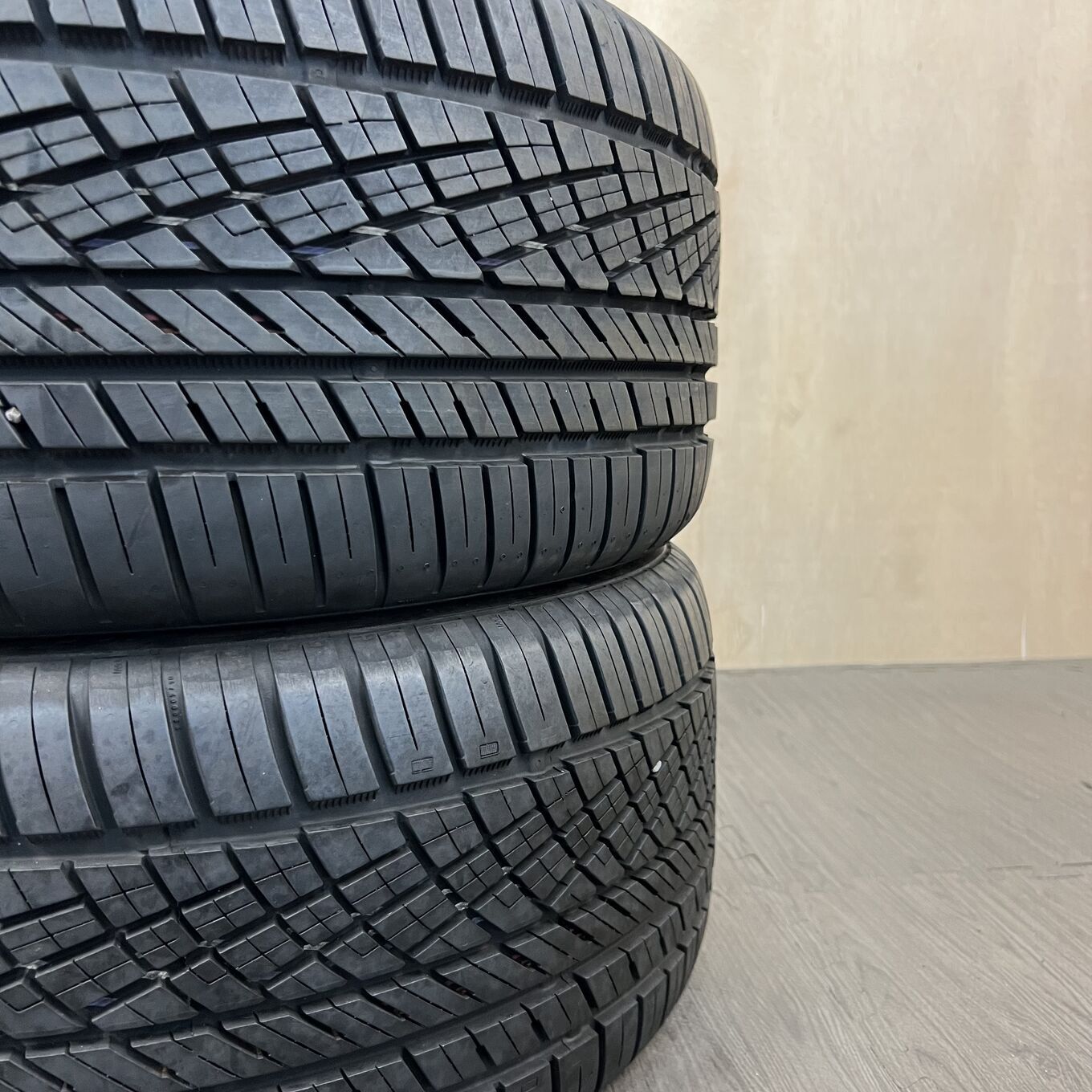 Continental ALLSEASONCONTACT DWS06 275/40 R19, фото 4