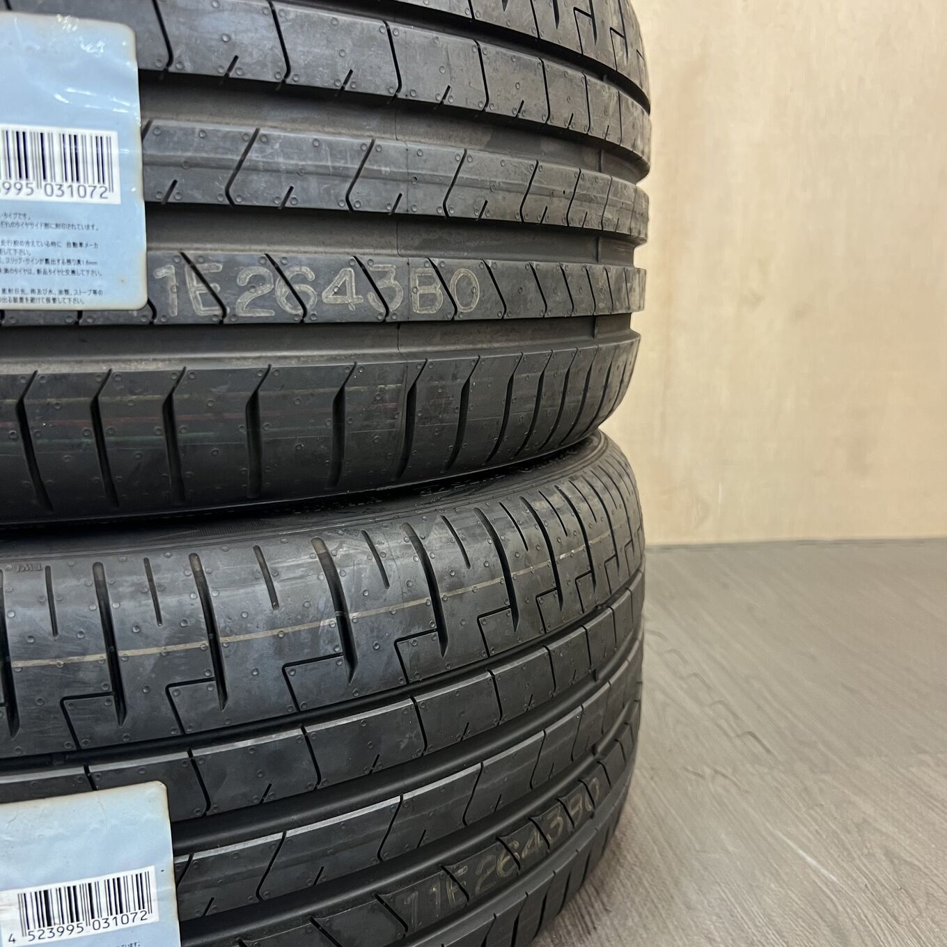 Pirelli P ZERO 255/35 R21, фото 4