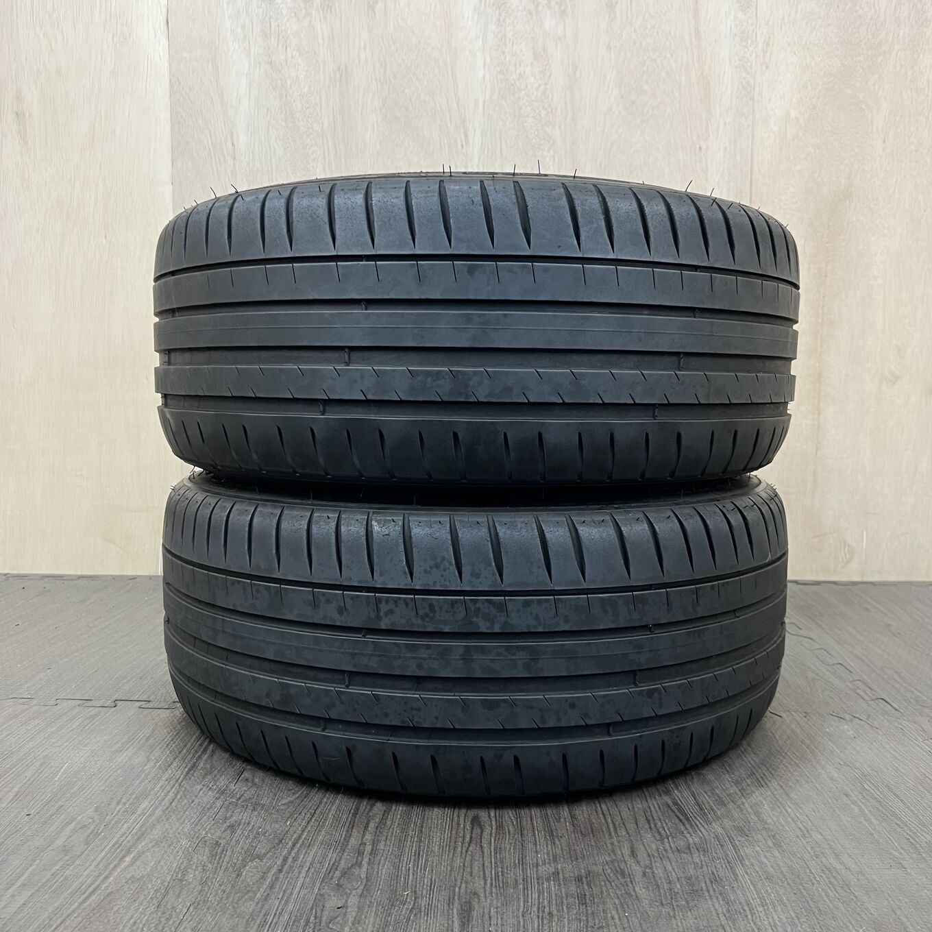 Michelin PILOT SPORT 4 225/40 R18, фото 3
