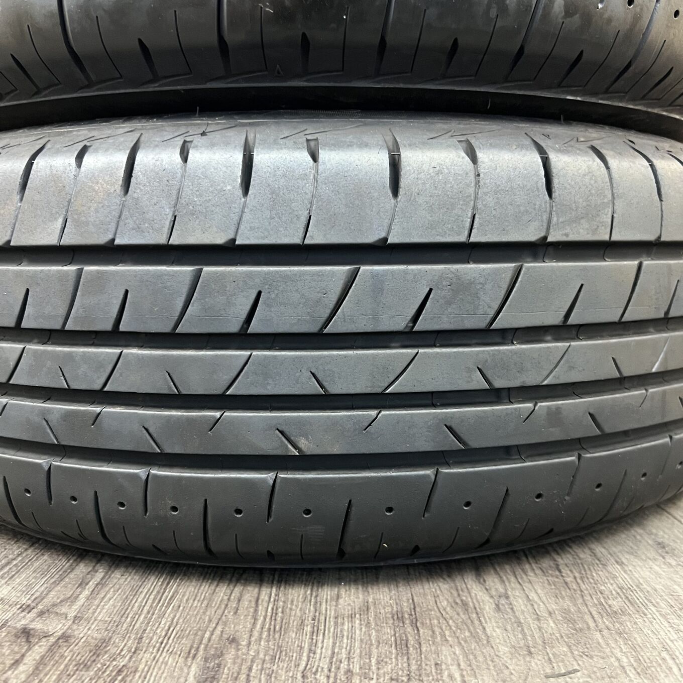 Bridgestone PLAYZ PX-RV II 215/60 R16, фото 2