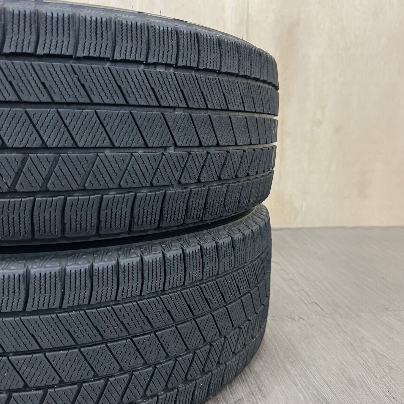 Bridgestone BLIZZAK VRX3 205/60 R16, фото 4