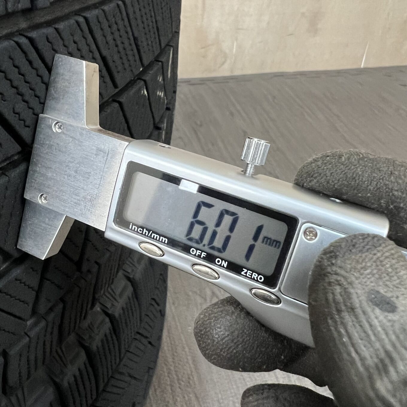 Bridgestone BLIZZAK VRX3 205/60 R16, фото 5