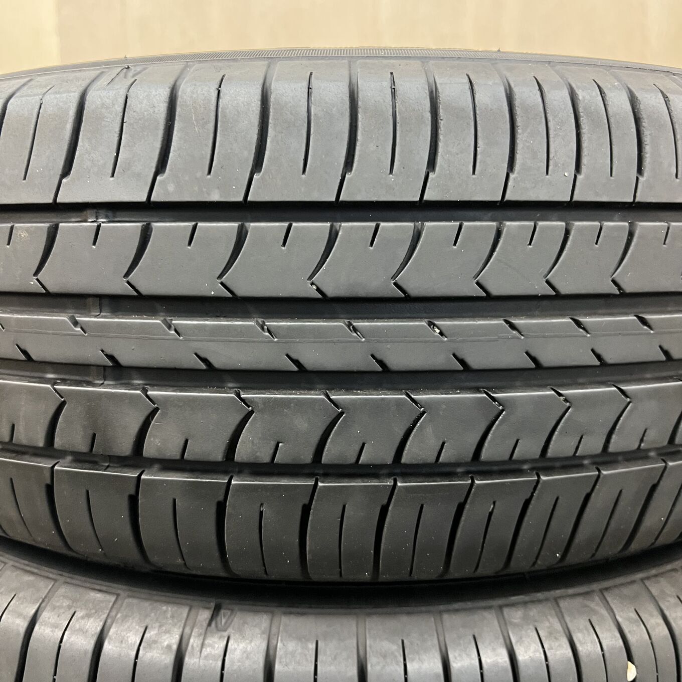 205/60 R16 Goodyear EFFICIENT GRIP ECO — 20 400 ¥/комплект