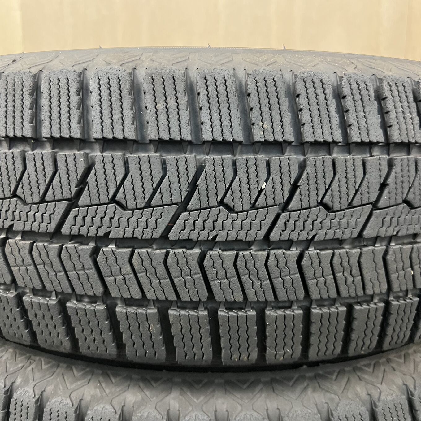 195/65 R15 Toyo OBSERVE GIZ2 — 18 700 ¥/комплект