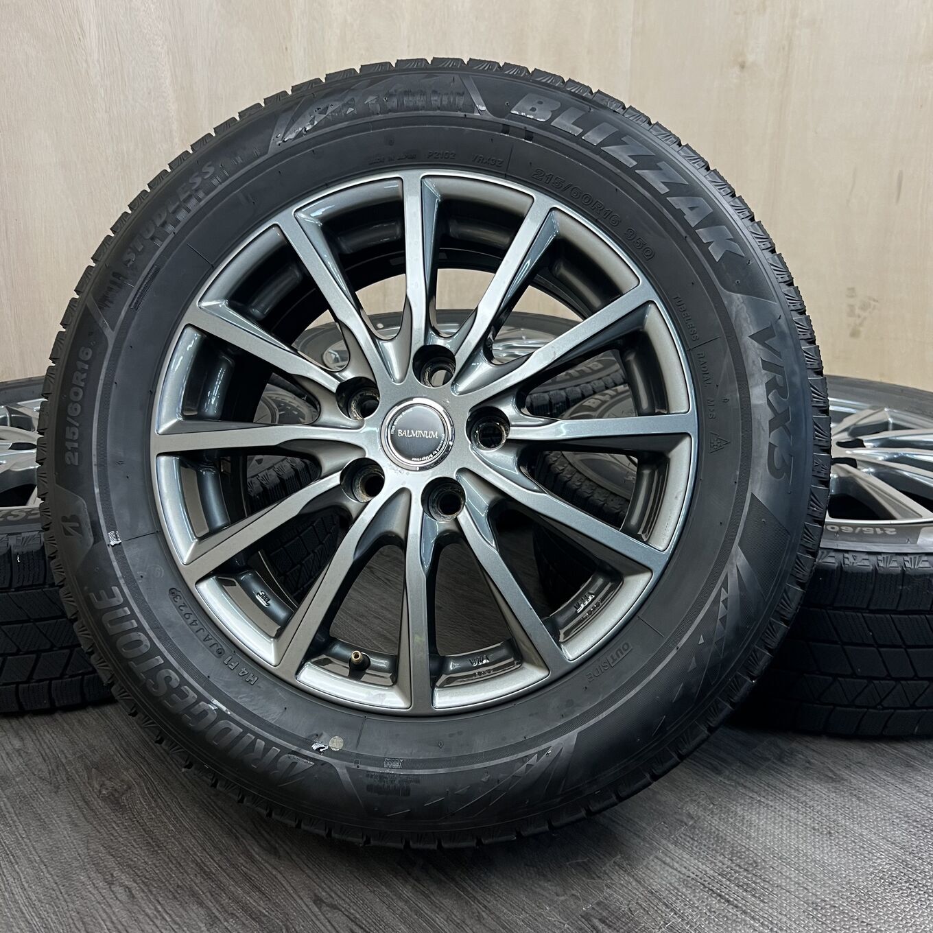 Bridgestone BLIZZAK VRX3 215/60 R16, фото 6