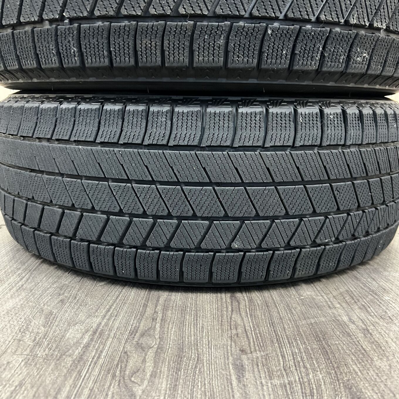 Bridgestone BLIZZAK VRX3 215/60 R16, фото 4
