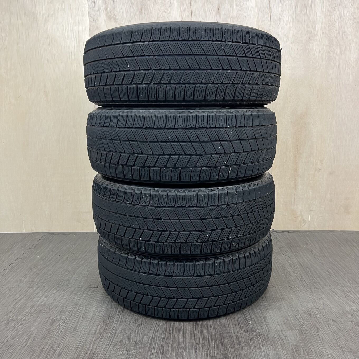 Bridgestone BLIZZAK VRX3 215/60 R16, фото 5