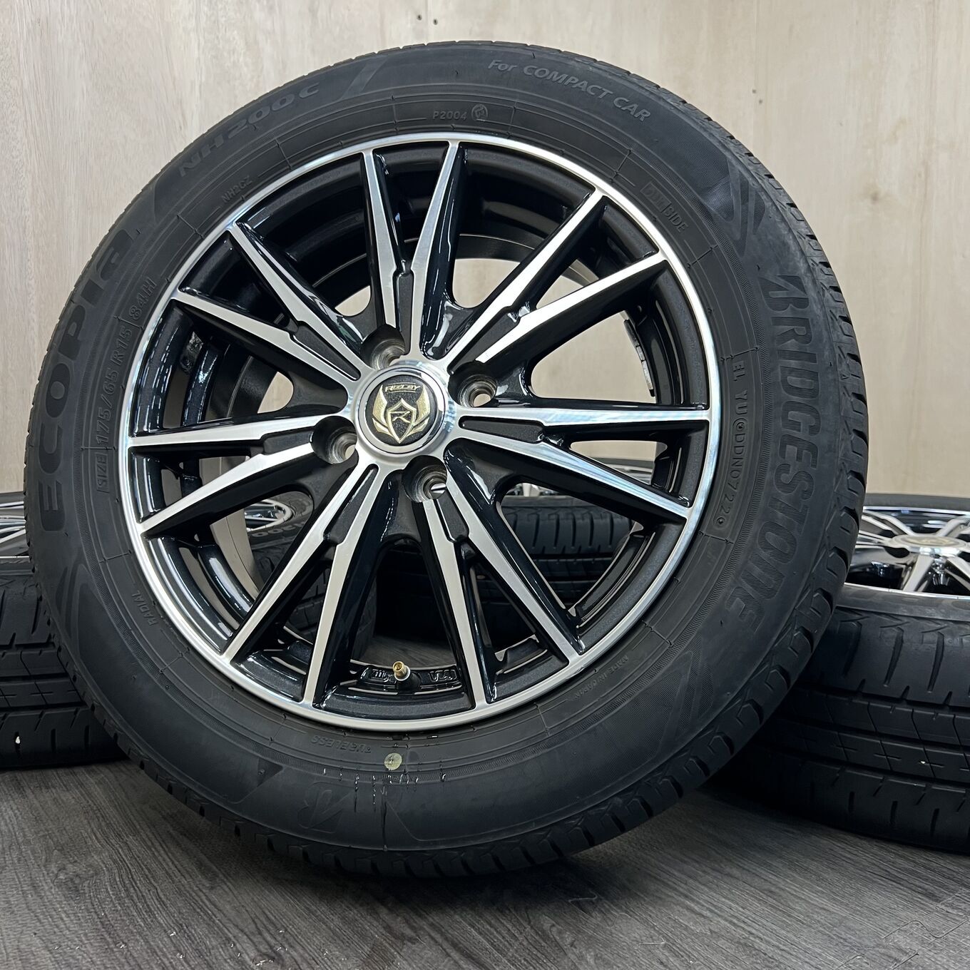 Б/У колесо в сборе 175/65 R15 Bridgestone RIZLEY, артикул 0314AS000926