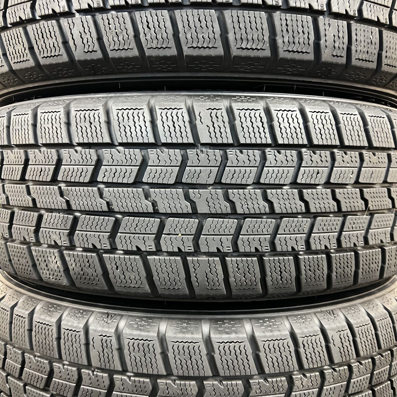 Goodyear ICE NAVI 7 185/55 R16, фото 2