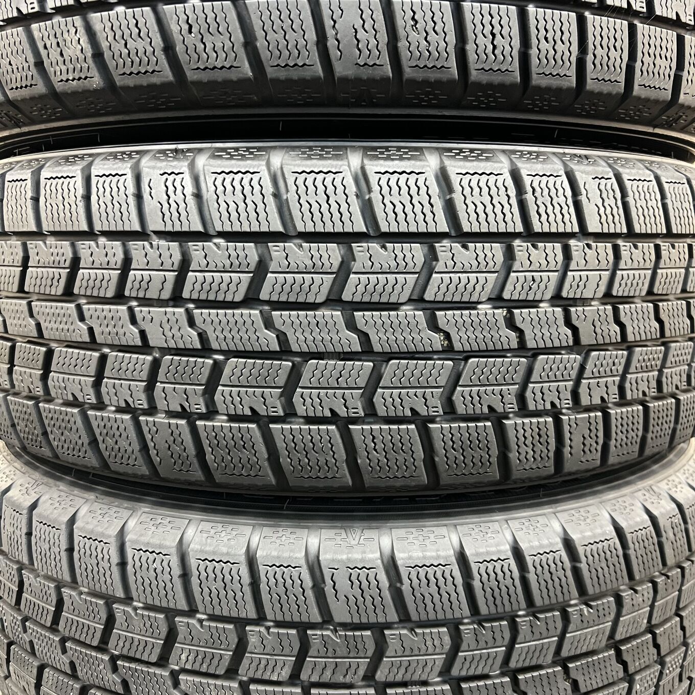 Goodyear ICE NAVI 7 185/55 R16, фото 3