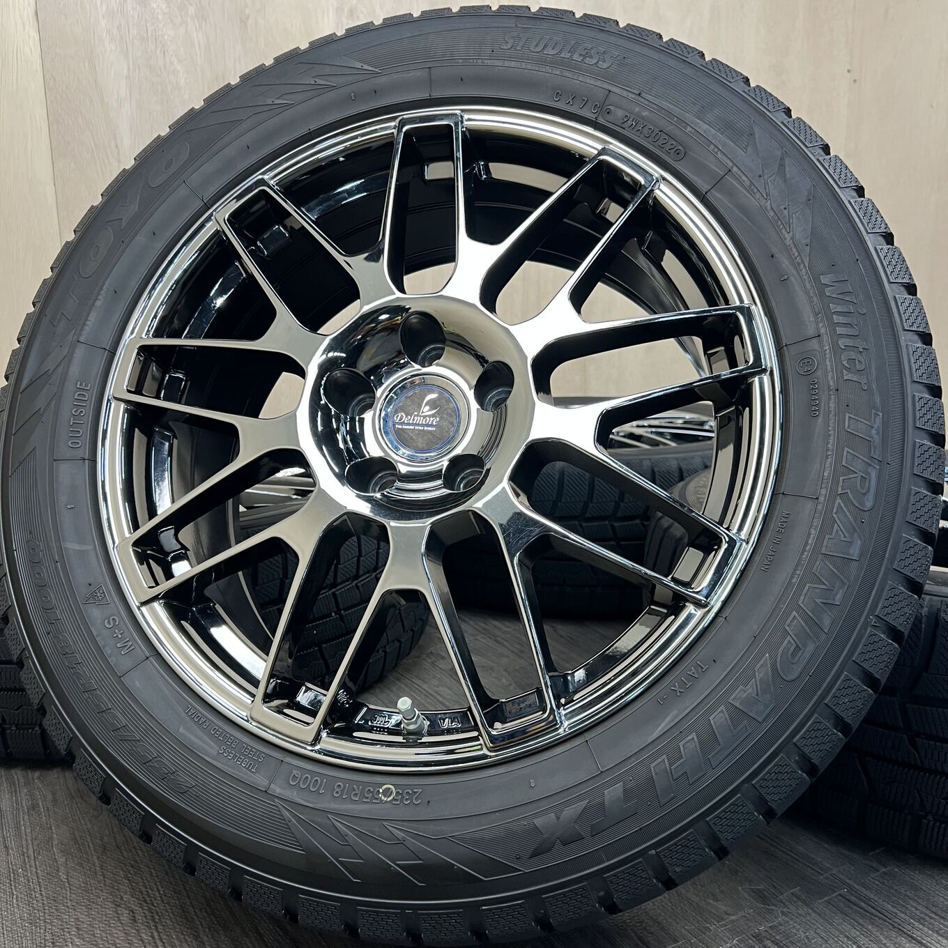 Б/У колесо в сборе 235/55 R18 Toyo DELMORE, артикул 0322AS000926