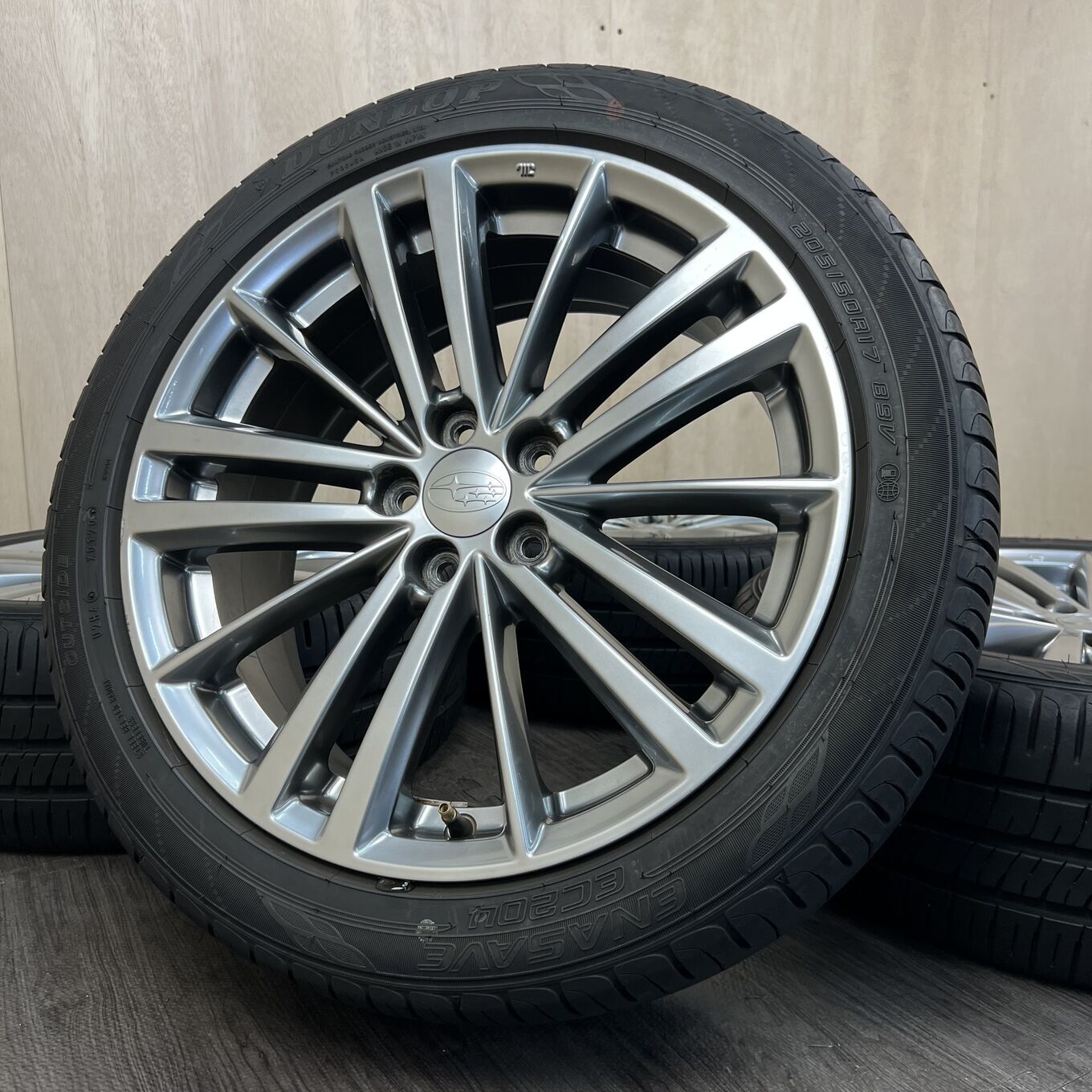 Б/У колесо в сборе 205/50 R17 Dunlop XV, IMPREZA, артикул 0324AS000926