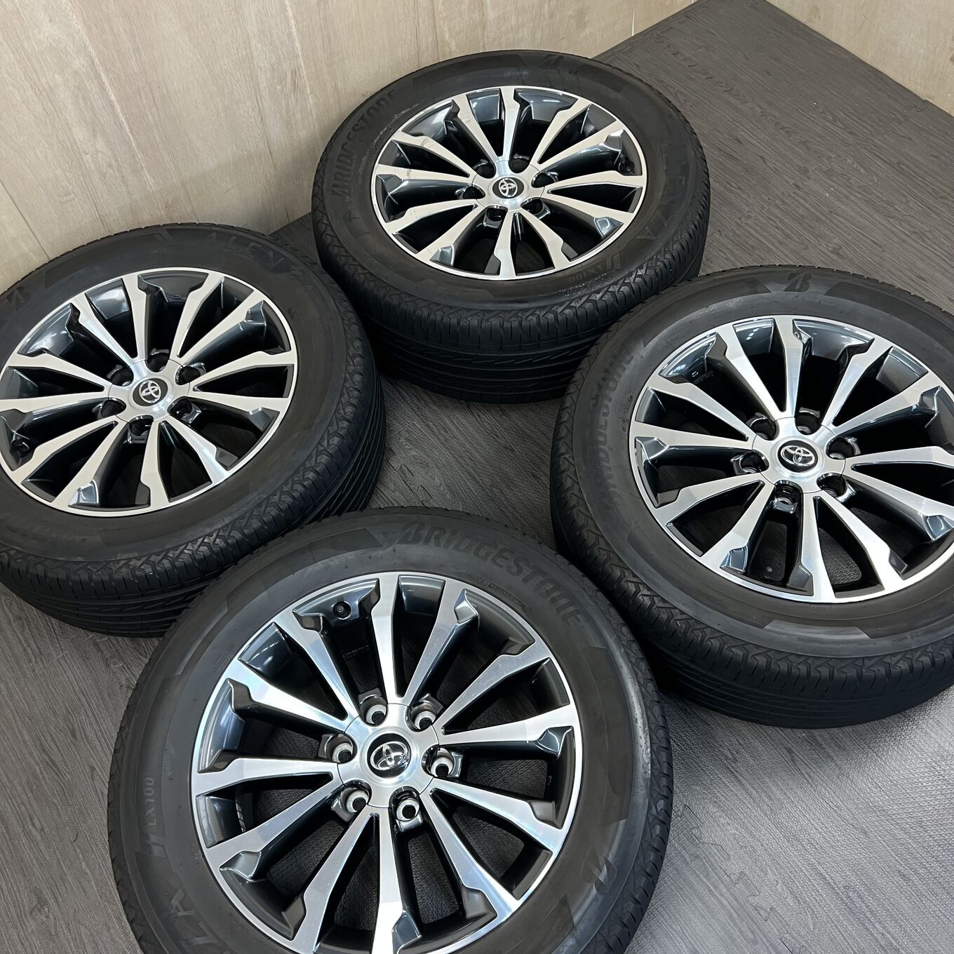 Bridgestone LAND CRUISER 265/55 R19, фото 6