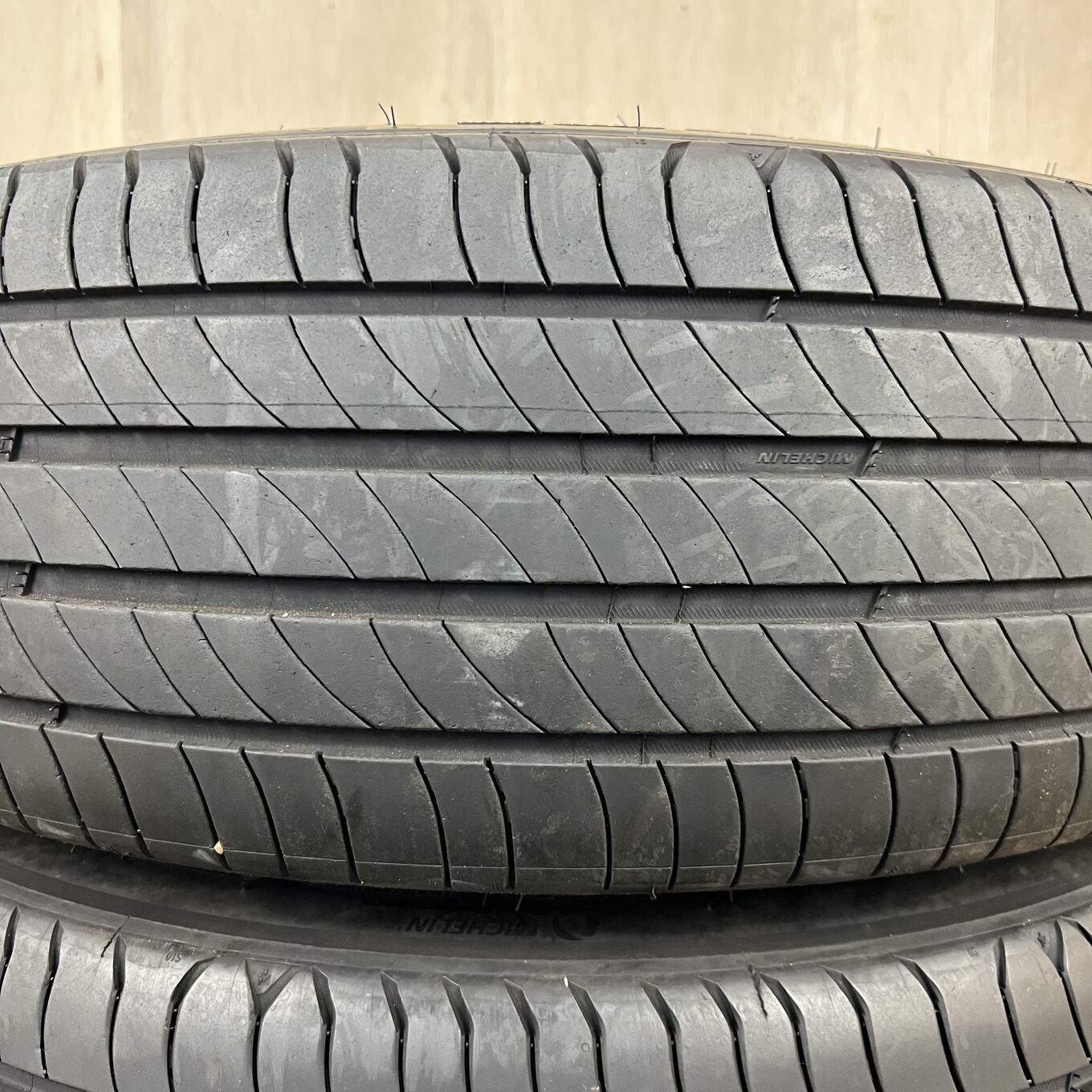 225/45 R21 Michelin E.PRIMACY — 42 500 ¥/комплект