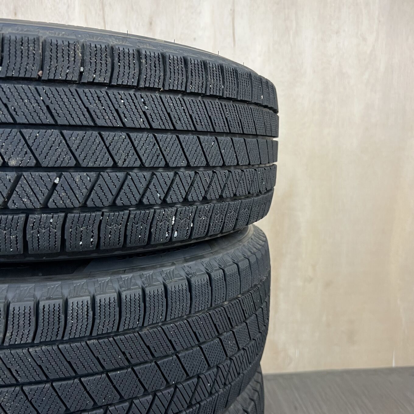 Bridgestone BLIZZAK VRX3 205/65 R16, фото 6