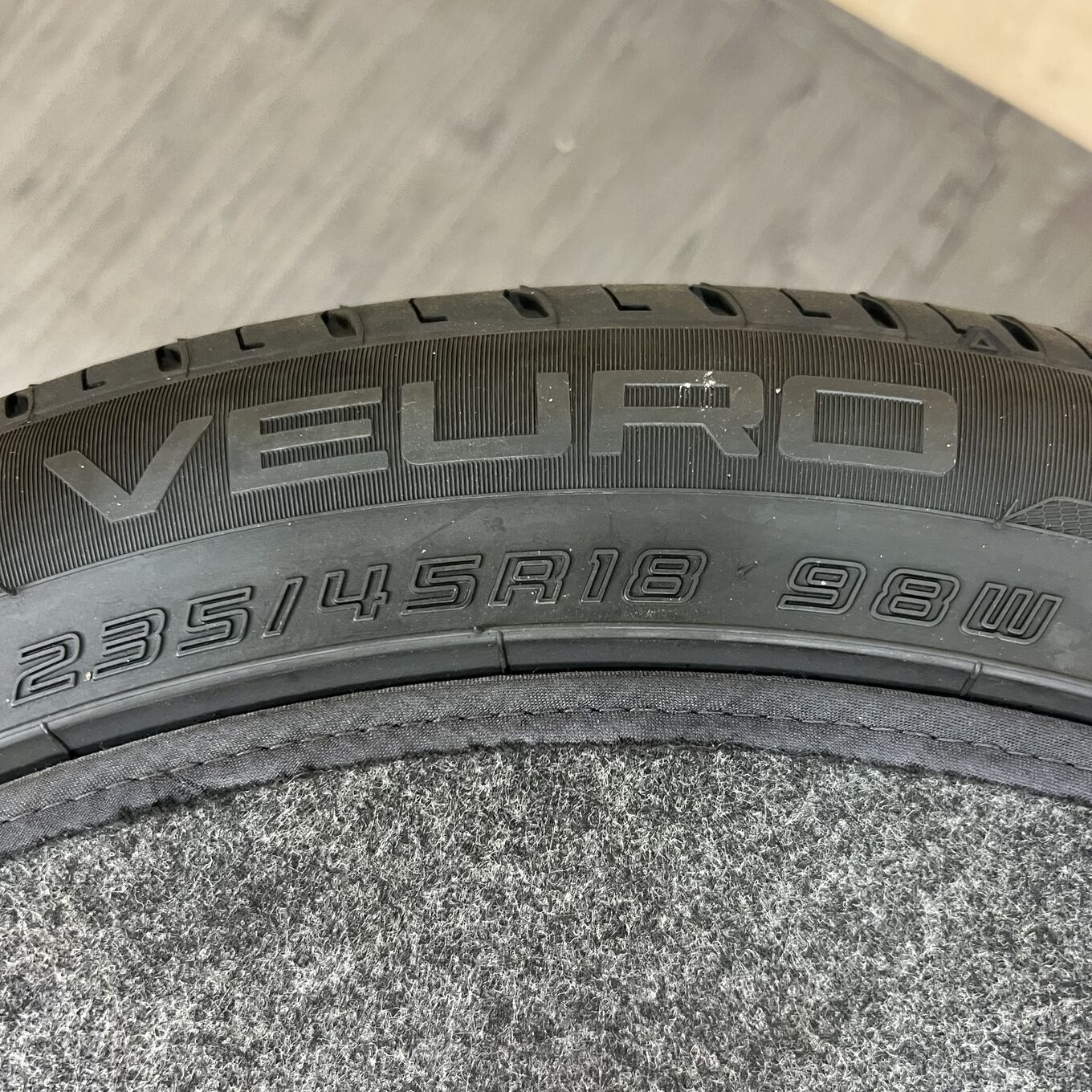 Dunlop VEURO VE304 235/45 R18, фото 6