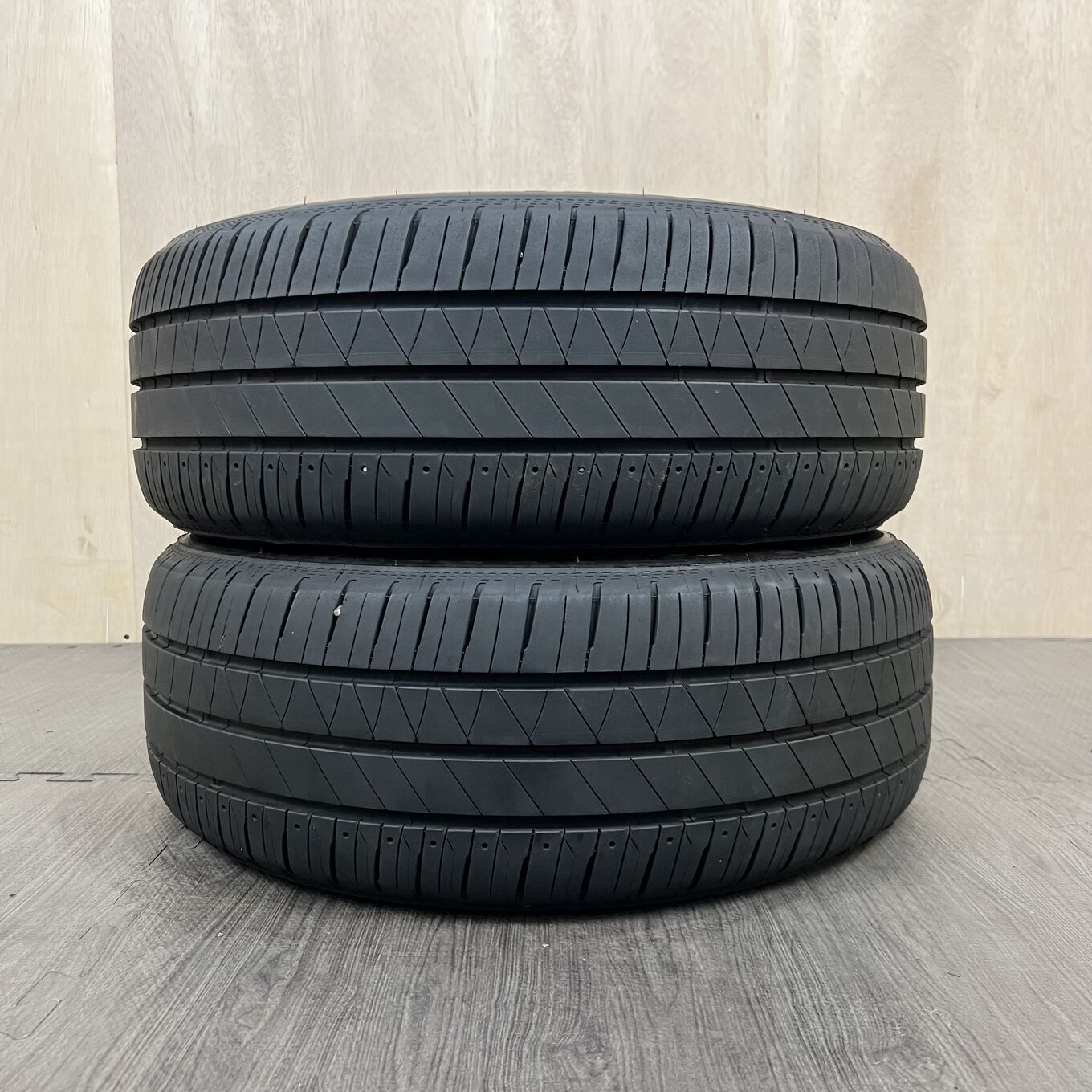 Bridgestone FINESSA HB01 ENLITEN 195/55 R15, фото 3