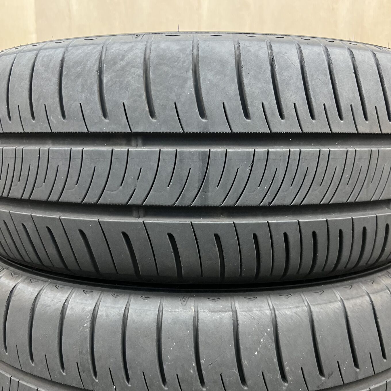 205/60 R16 Dunlop ENASAVE RV505 — 23 800 ¥/комплект