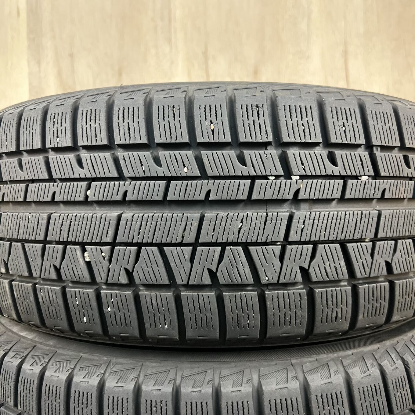 205/55 R15 Yokohama ICE GUARD IG50+ — 10 200 ¥/комплект