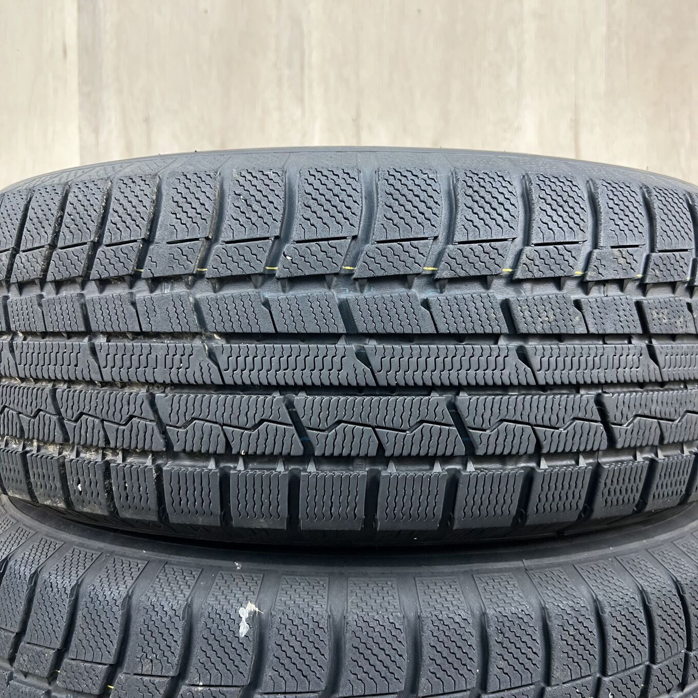 215/70 R16 Toyo WINTER TRANPATH TX — 15 300 ¥/комплект