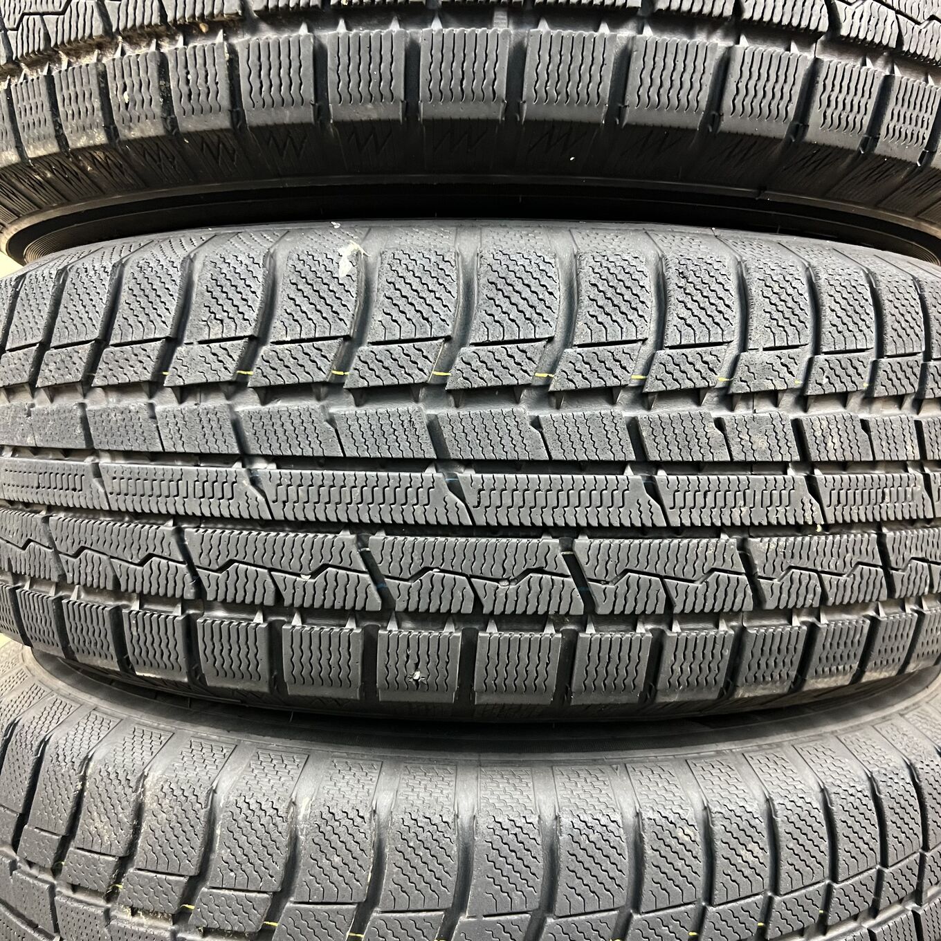 Toyo WINTER TRANPATH TX 215/70 R16, фото 2