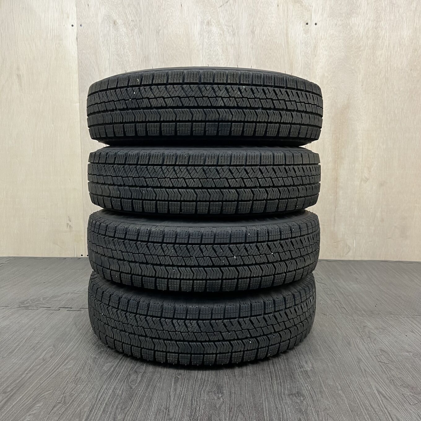 Bridgestone BLIZZAK VRX2 145/80 R13, фото 5