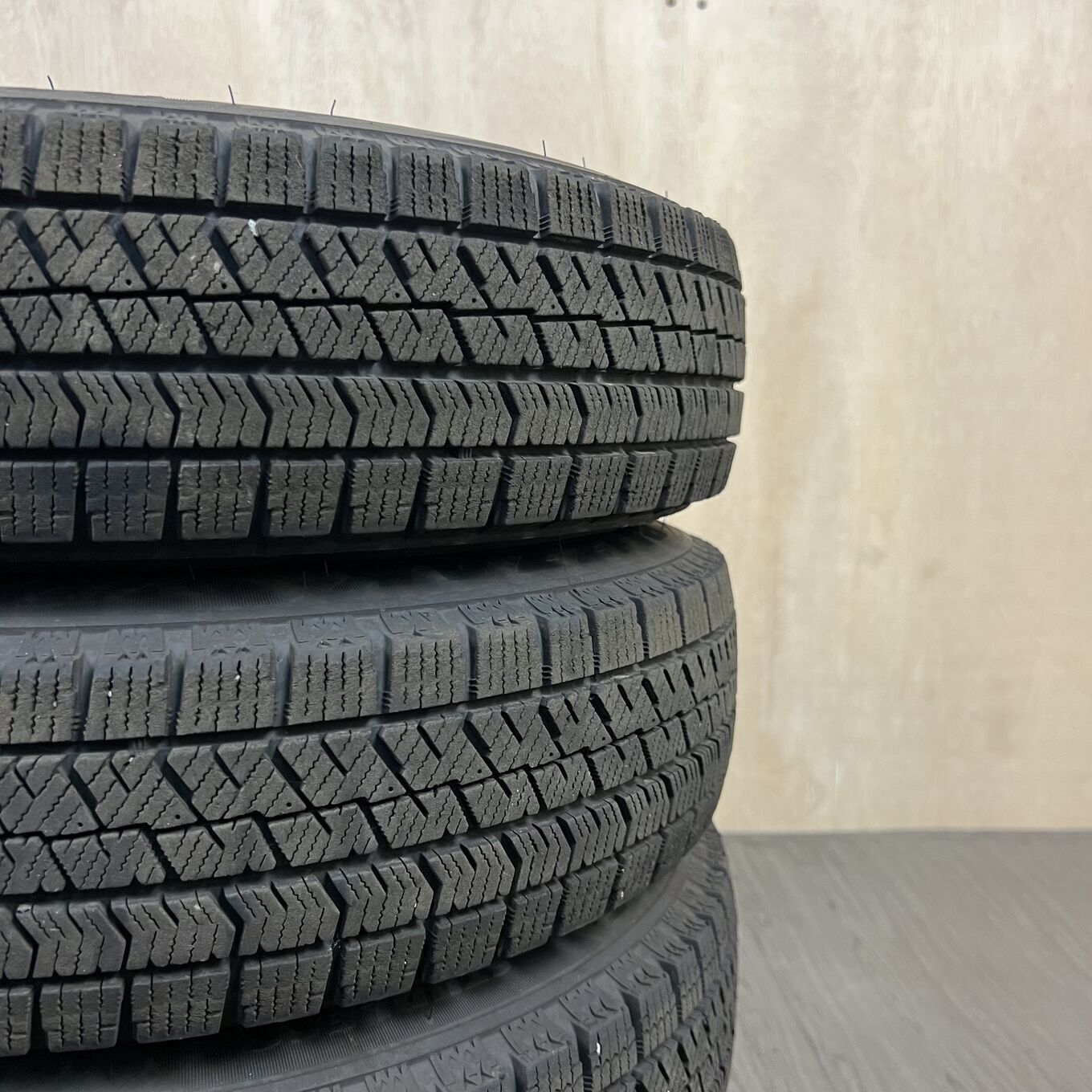 Bridgestone BLIZZAK VRX2 145/80 R13, фото 6