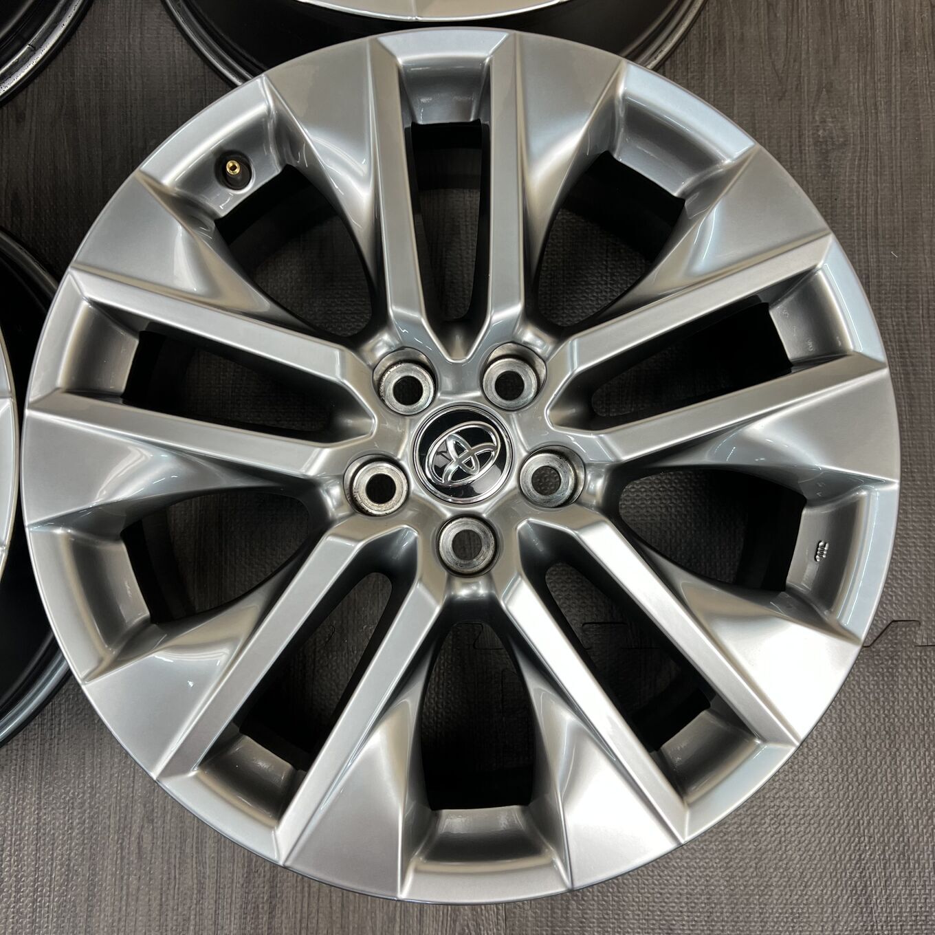 Toyo RAV4 XA50 R19 7.5J ET40 5x114.3, фото 2