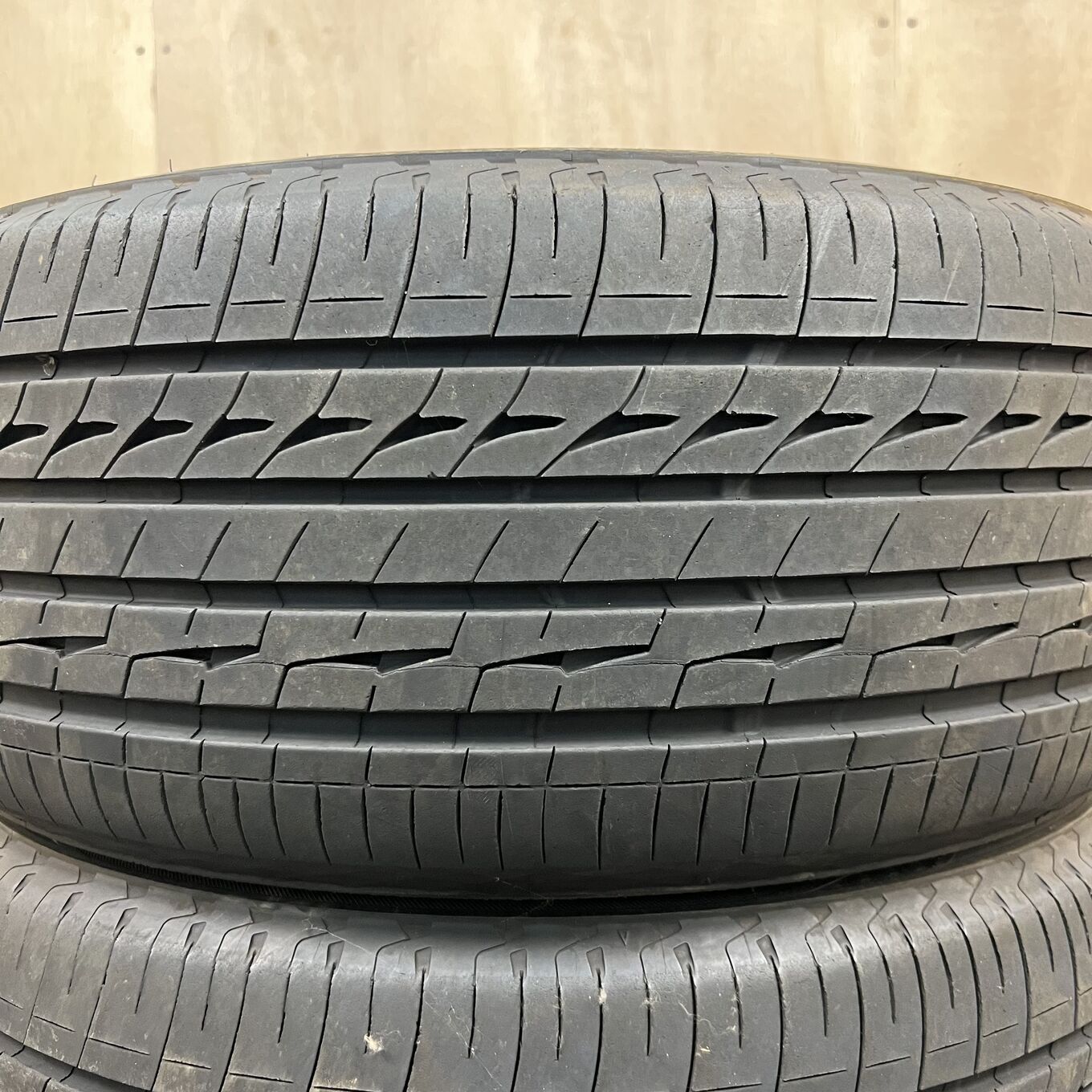 245/45 R19 Bridgestone REGNO GR-XII — 25 500 ¥/комплект