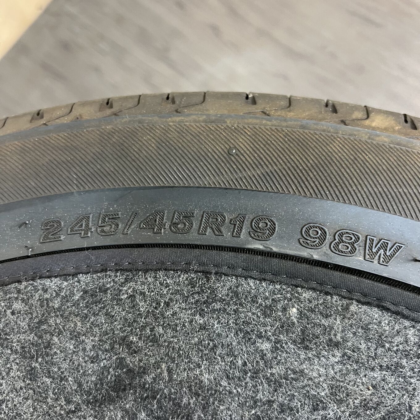 Bridgestone REGNO GR-XII 245/45 R19, фото 6