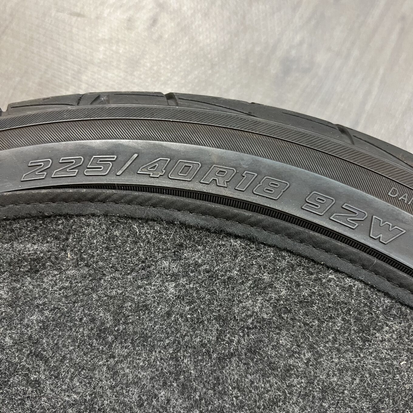 Yokohama ADVAN FLEVA 225/40 R18, фото 5