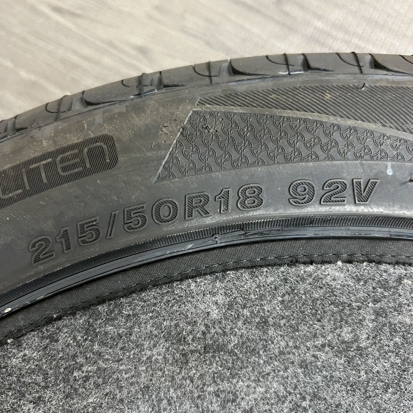 Bridgestone REGNO GR-XIII TYPE RV 215/50 R18, фото 5