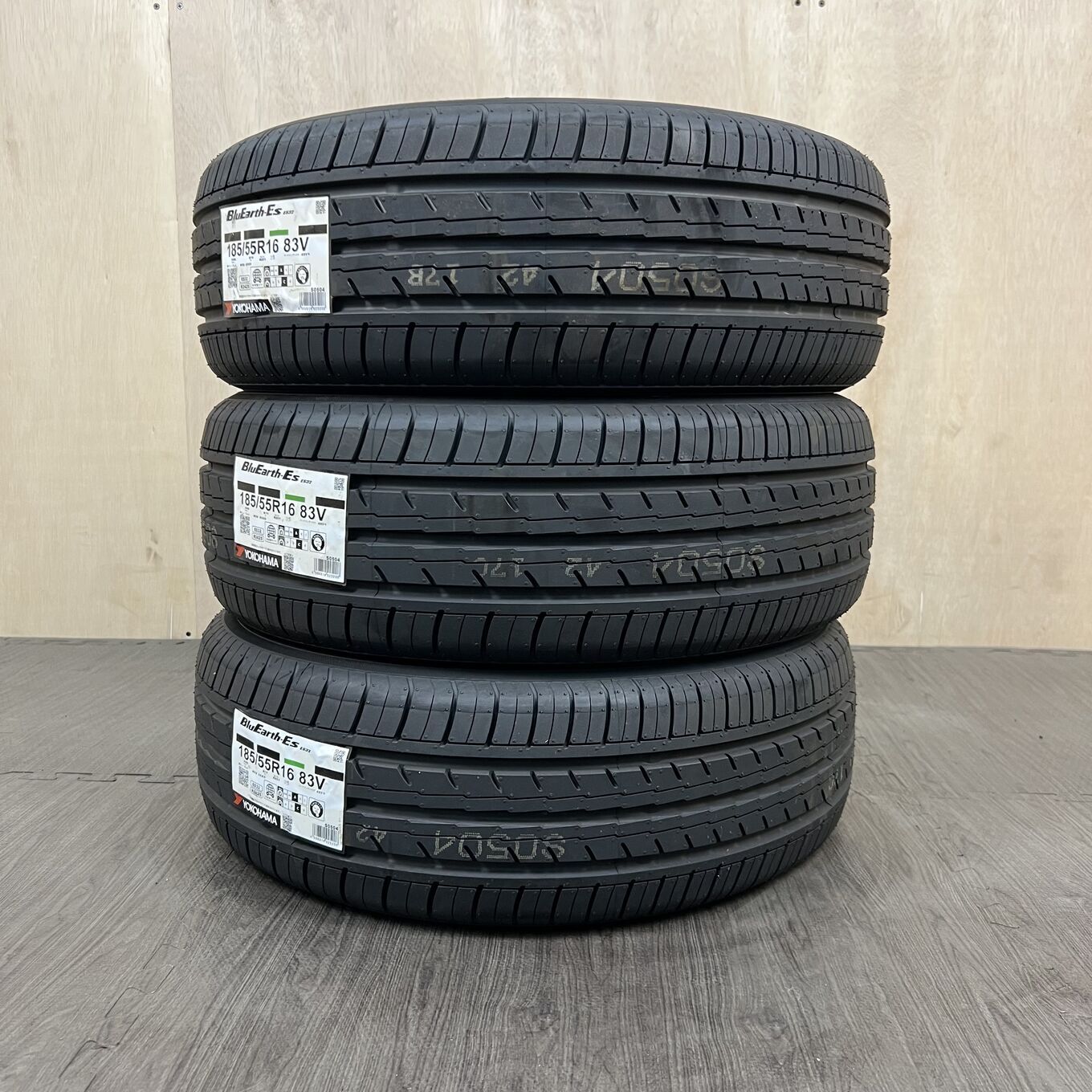 Yokohama BLUEARTH ES32 185/55 R16, фото 4