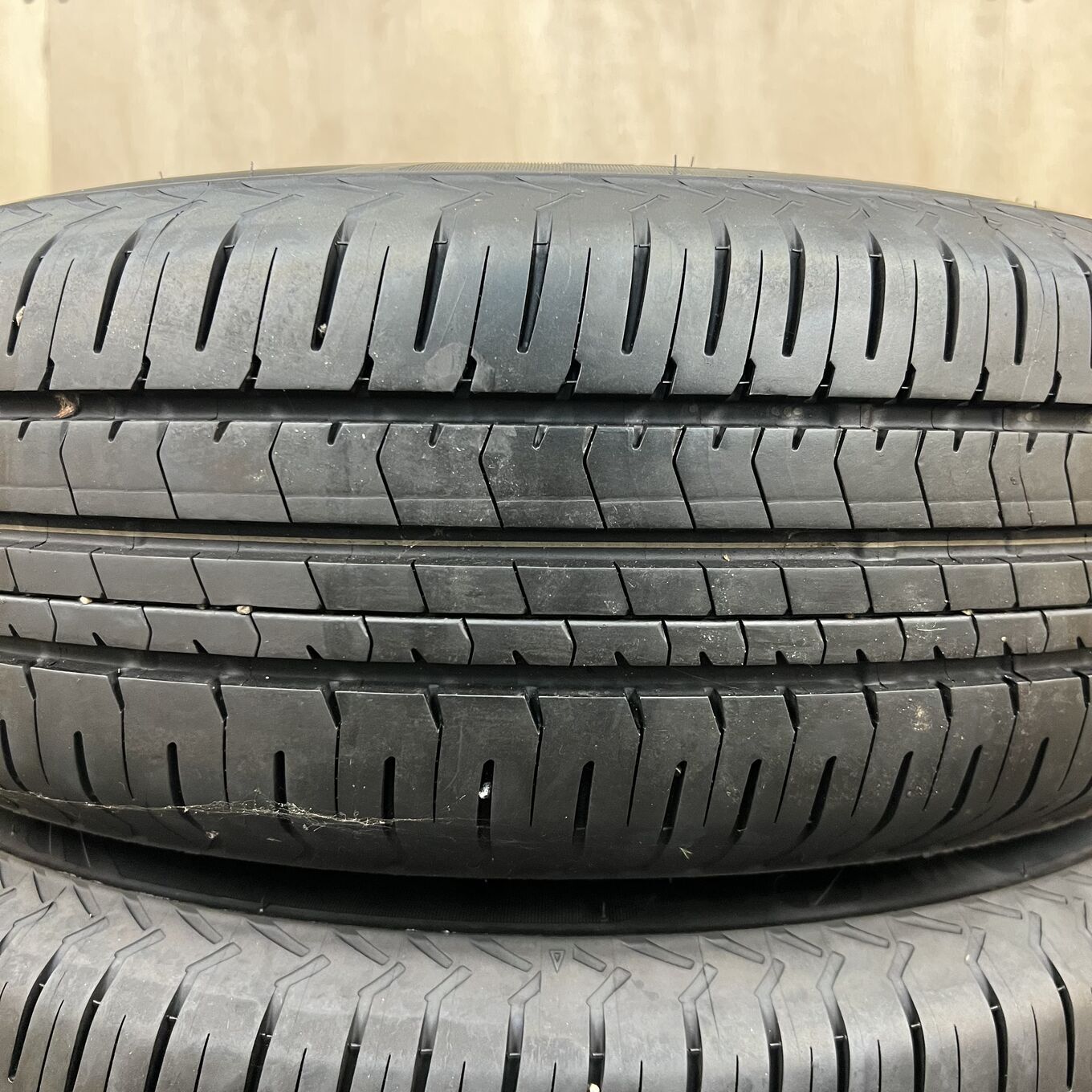 185/70 R14 Bridgestone ECOPIA NH200 — 11 300 ¥/комплект