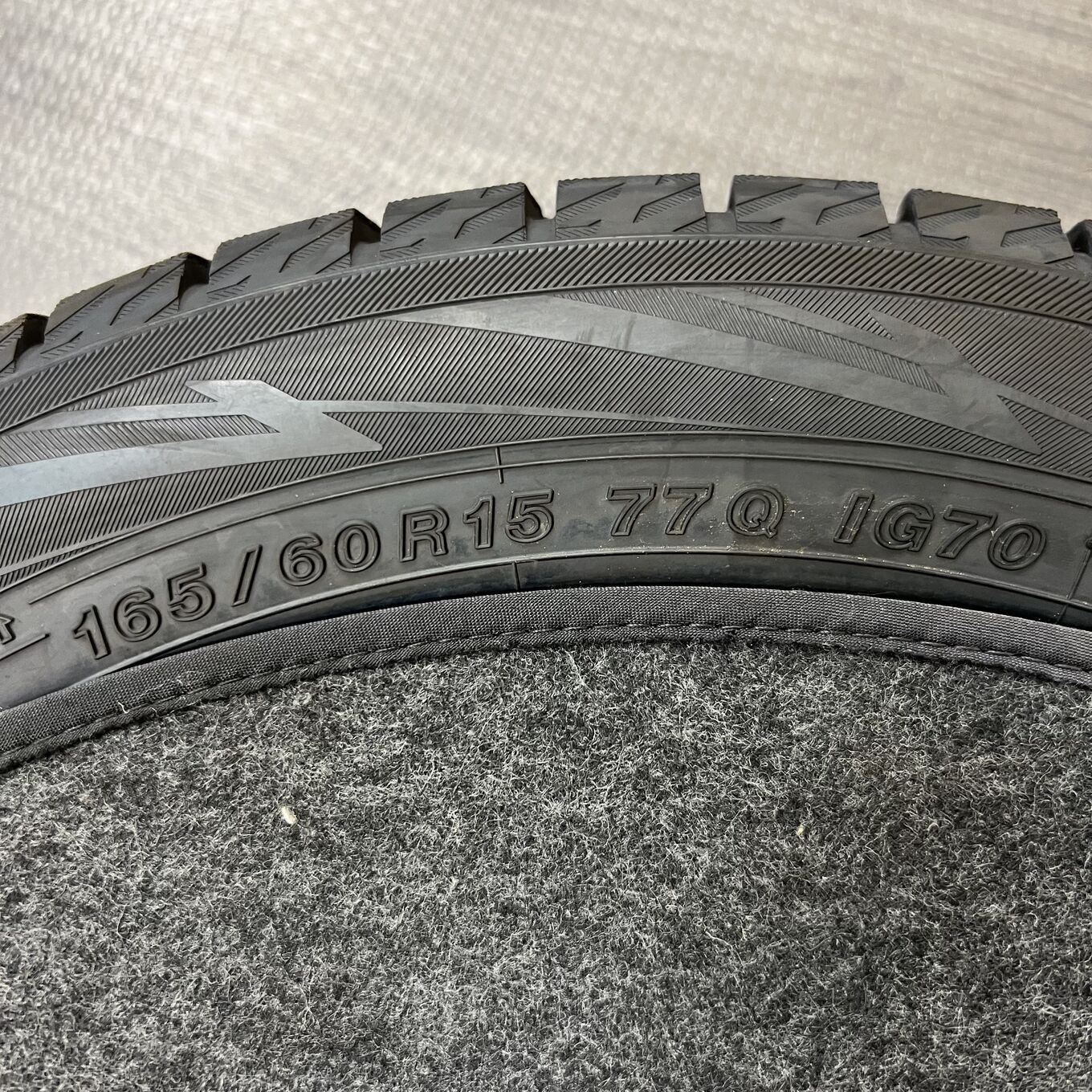 Yokohama ICE GUARD IG70 165/60 R15, фото 5