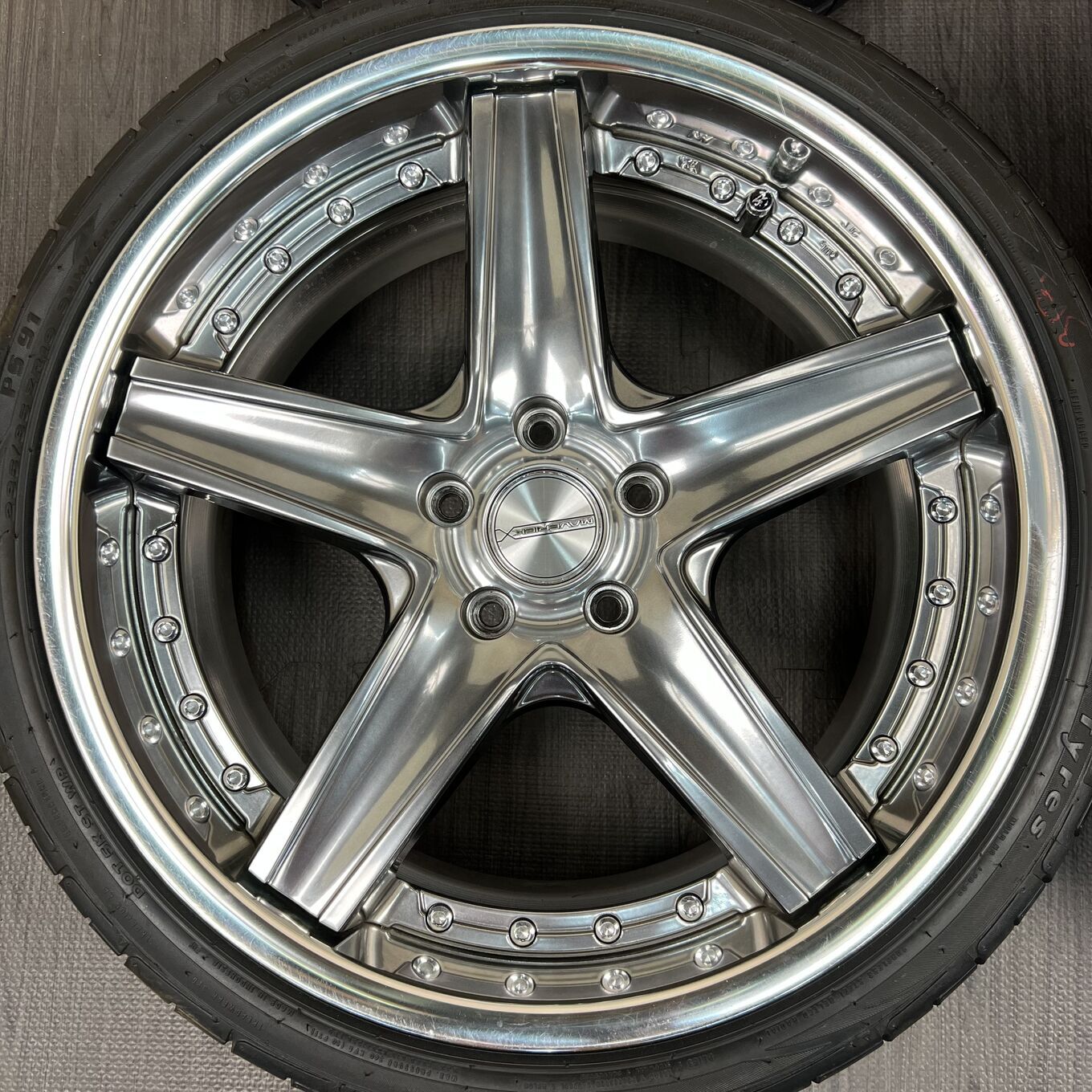 R19 8.5J ET40 5x114.3 MAVERICK 1105S — 76 500 ¥/комплект