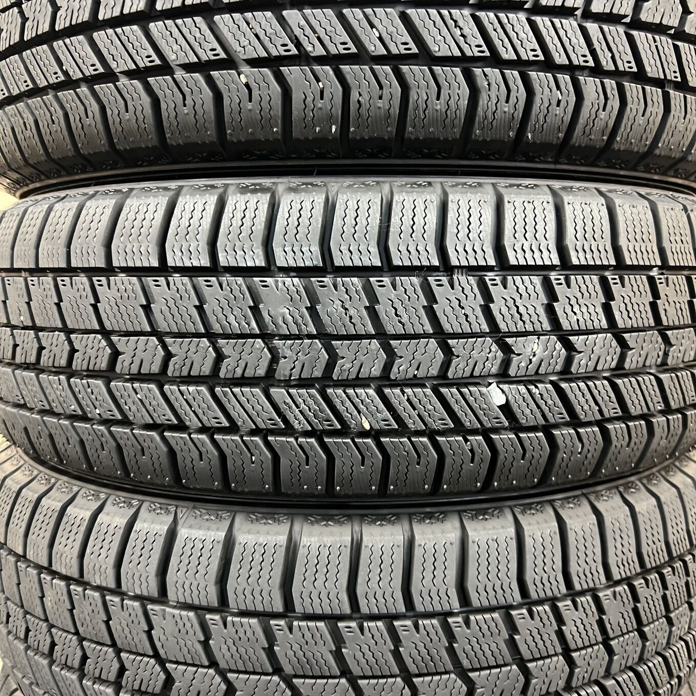 Goodyear ICE NAVI 8 165/65 R14, фото 2