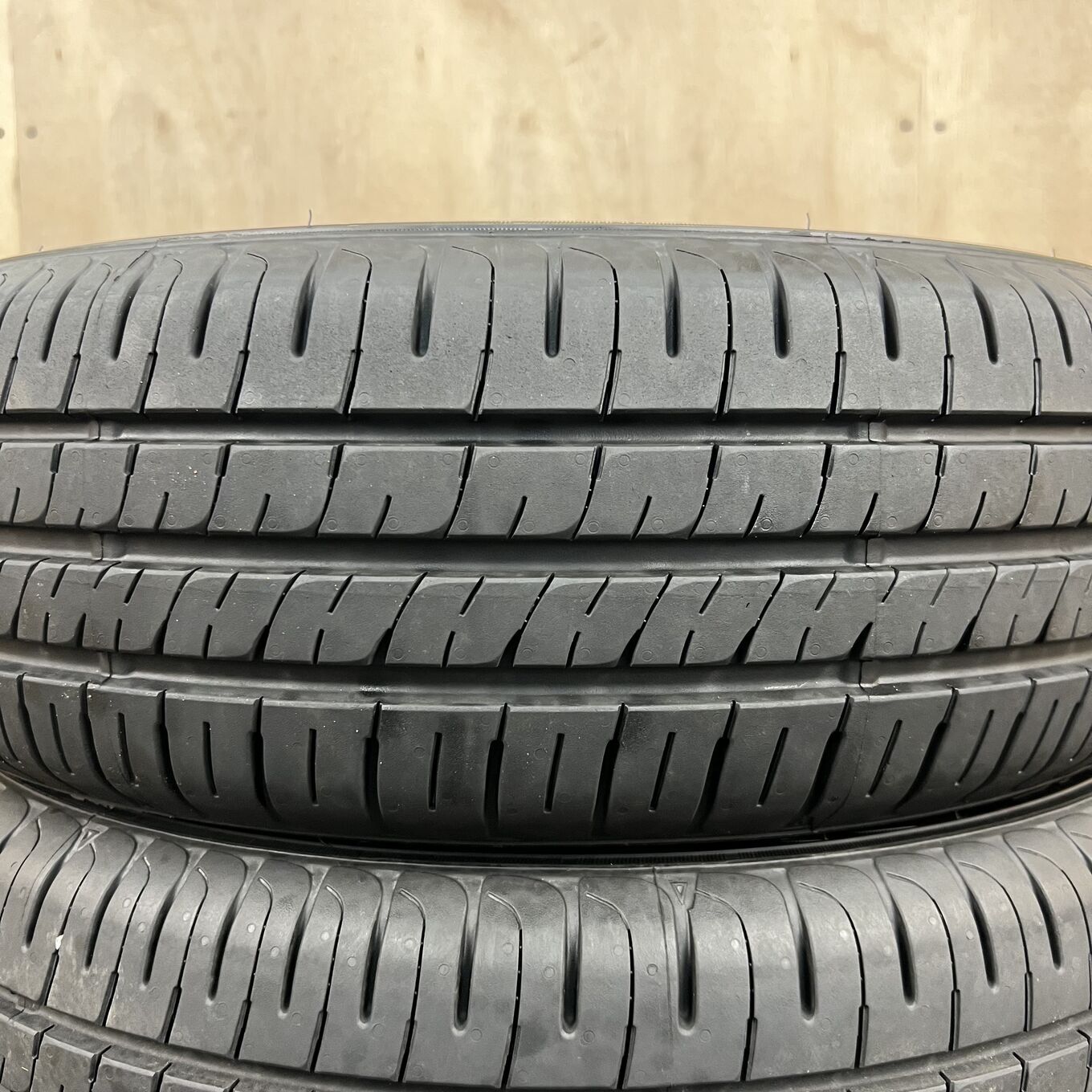 185/65 R15 Dunlop ENASAVE EC204 — 21 300 ¥/комплект