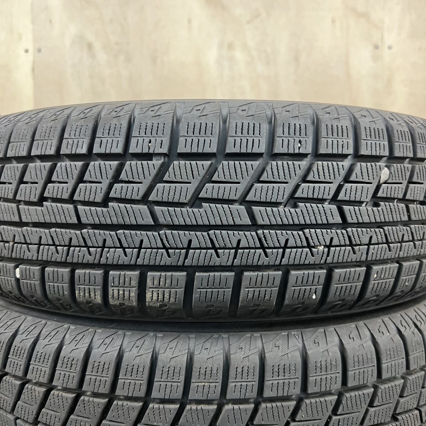 155/65 R14 Yokohama ICE GUARD IG60 — 14 500 ¥/комплект